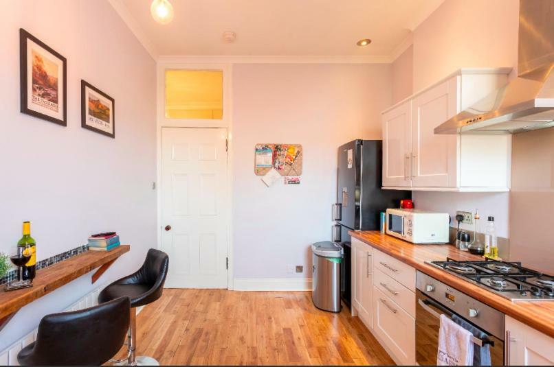 Clyde View Apartment Хелънсбърг Екстериор снимка